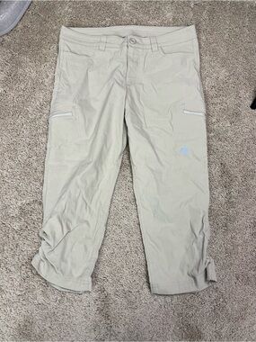 Eddie Bauer Light Khaki Women's Capri Pants
